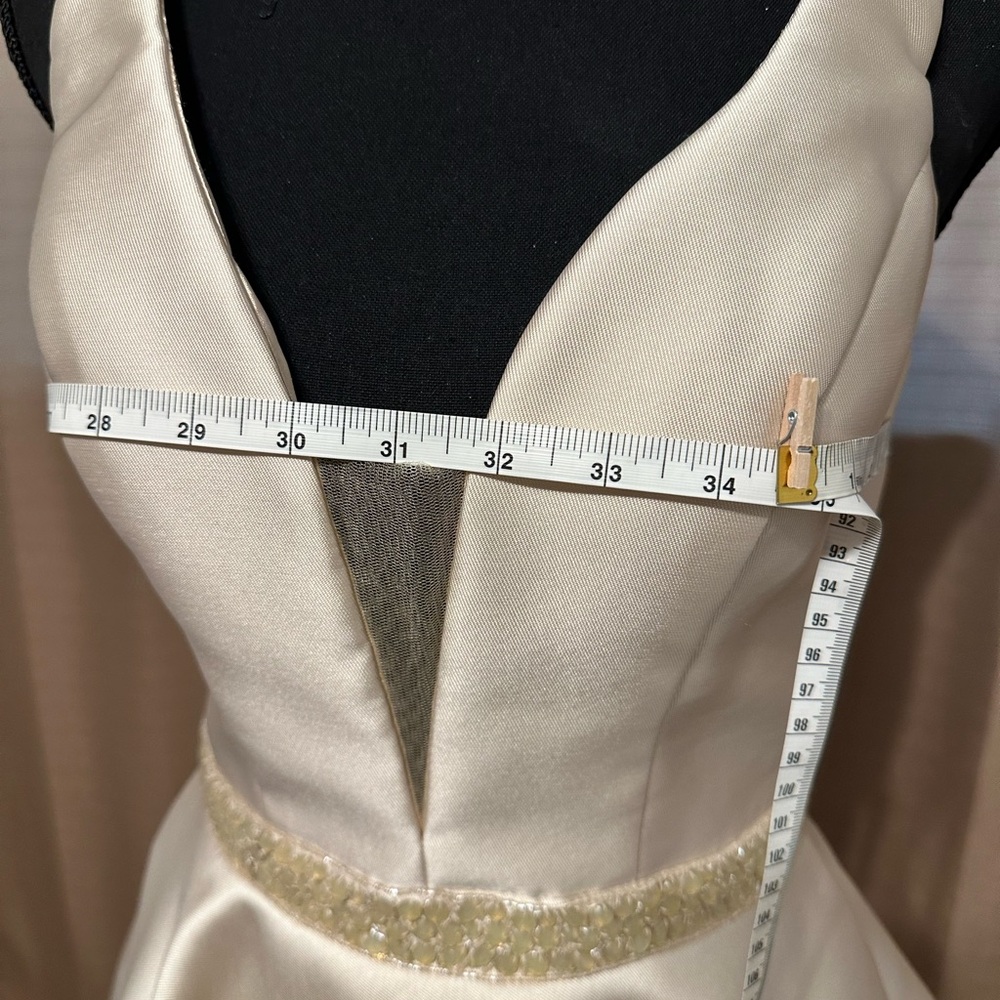 Johnny RN# 146693 Special Occasion Midi A-Line dress. Size Small. - Picture 9 of 10